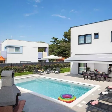 Rudina Comfortable Villa Medulin