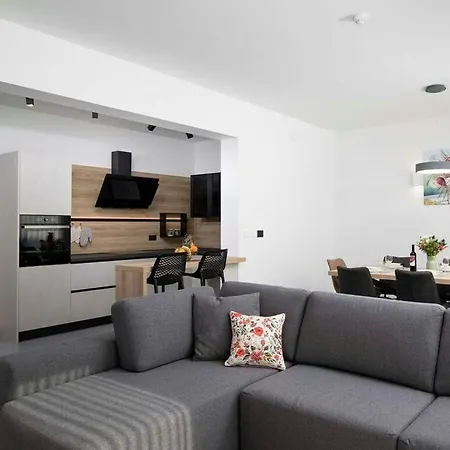 Rudina Comfortable Villa *