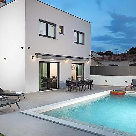 Villa Rudina Comfortable Pomer