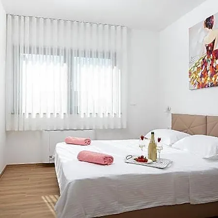 Rudina Comfortable 빌라 *